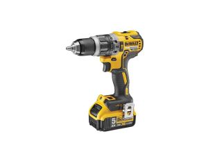 Dewalt 18V Combi Drill c/w 5Ah Li-Ion Battery DCD796P1