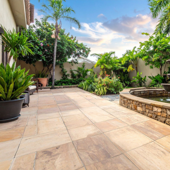Block Paving vs Slabs: Which Is Best for Your Garden? 